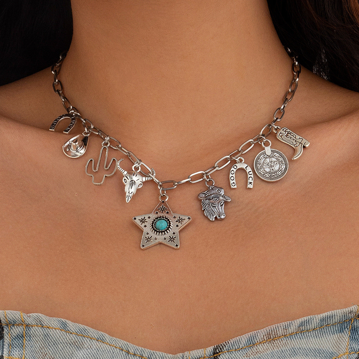 Wholesale Stacked Bull Head Western Style Short Clavicle Chain Maillard Retro Ethnic Imitation Turquoise Necklace
